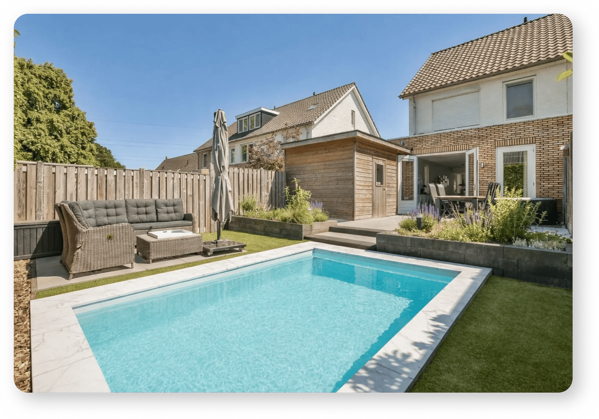 virtualpools-product-mobile-app-realistic-02